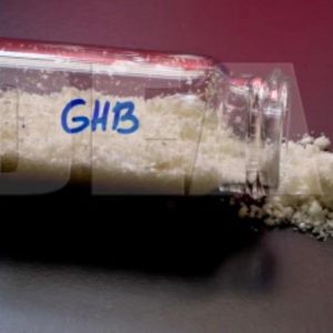 GHB Gamma-hydroksybutyrat pulver i sikkerhetsbeholder for laboratoriebruk